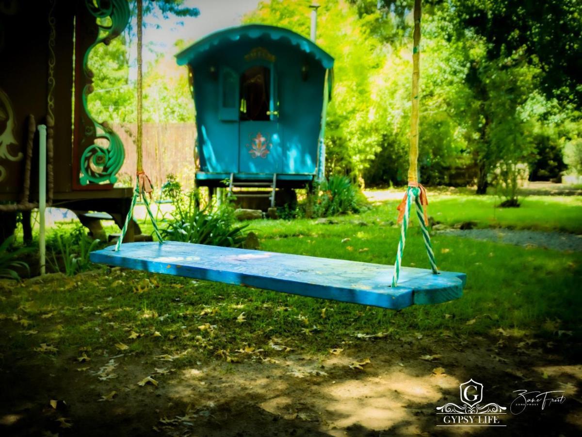 Apartamento Gypsy Wagons And Vans, Clarens Exterior foto